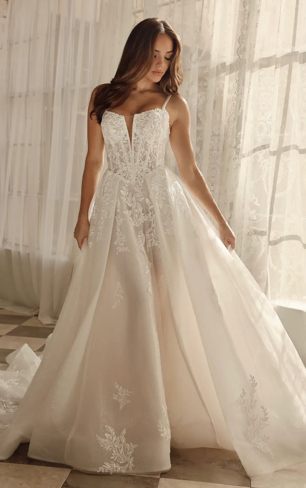 Martina Liana Wedding Dresses: Effortless Couture for the Uncommon Bride. Mobile Image