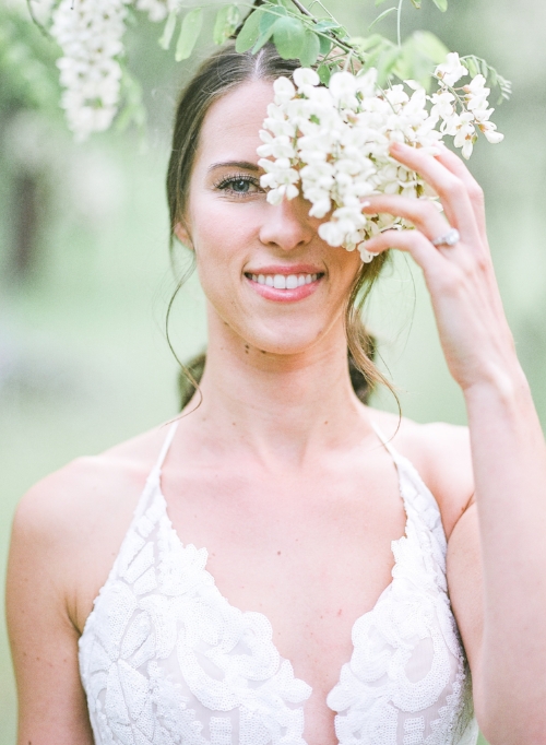 Spokane blush by Hayley Paige Delta wedding dress photo shoot