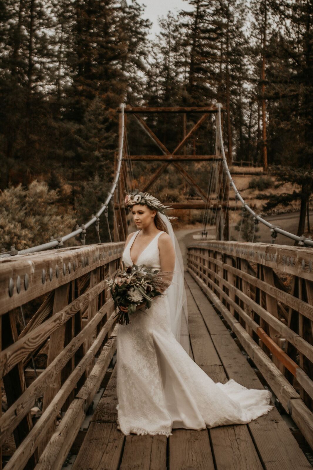spokane river wedding photo shoot image10