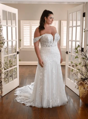 Essense of Australia "Eva" D3253 Essense of Australia - Dearly Sample #1 Ivory/Moscato/Rum thumbnail