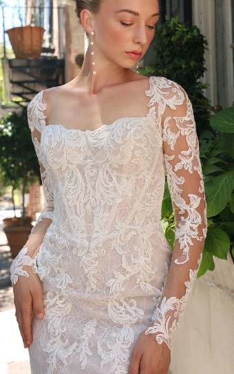 Essense of Australia "Kendall" #1 Ivory/Rum thumbnail