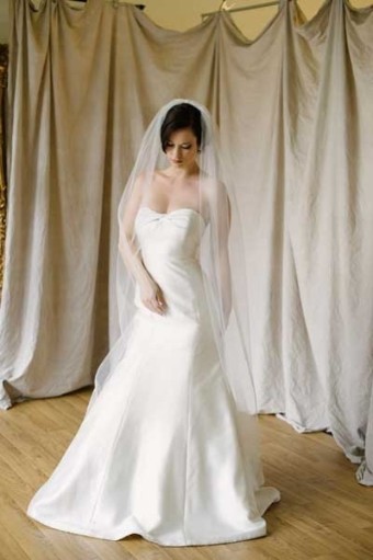 Sara Gabriel Lauren Veil #2 Pale Ivory thumbnail