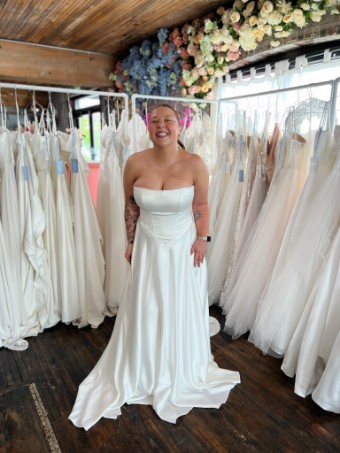 Stella York "Lucy" #8 Ivory thumbnail