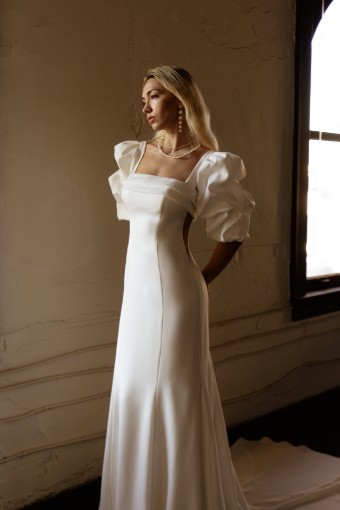 All Who Wander Eloise #1 Ivory Gown thumbnail