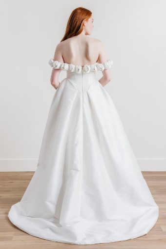 Willowby Mara #2 Ivory thumbnail