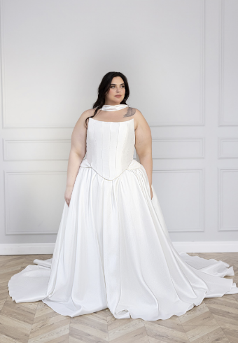 Studio Levana Divine #0 default Ivory thumbnail