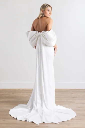 Locket Mercedes #1 Off White thumbnail