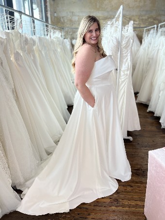 Evermore "Ainsley" #1 Ivory Soft Satin thumbnail