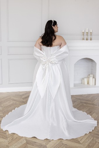 Studio Levana Pialla - Dearly Sample #3 Light Ivory thumbnail