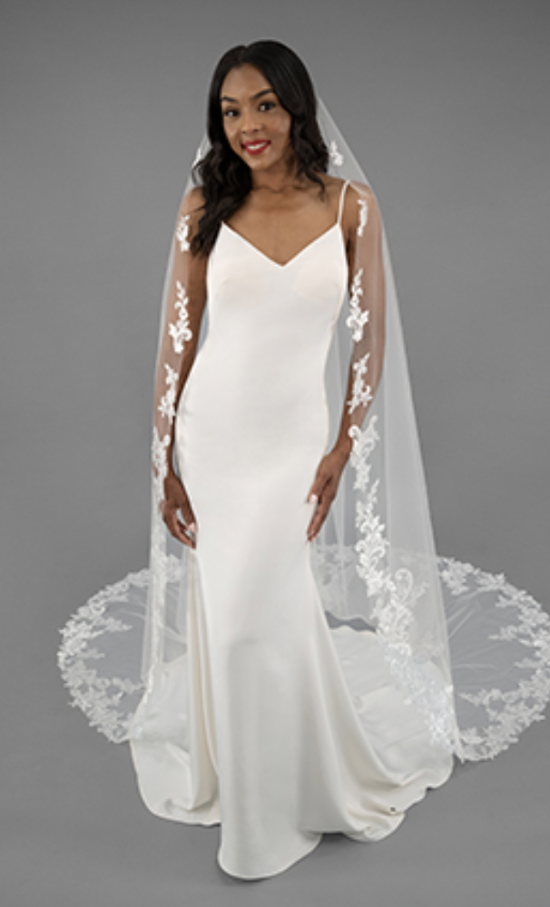 Essense of Australia Accessories In Store Accessories  display picture 1