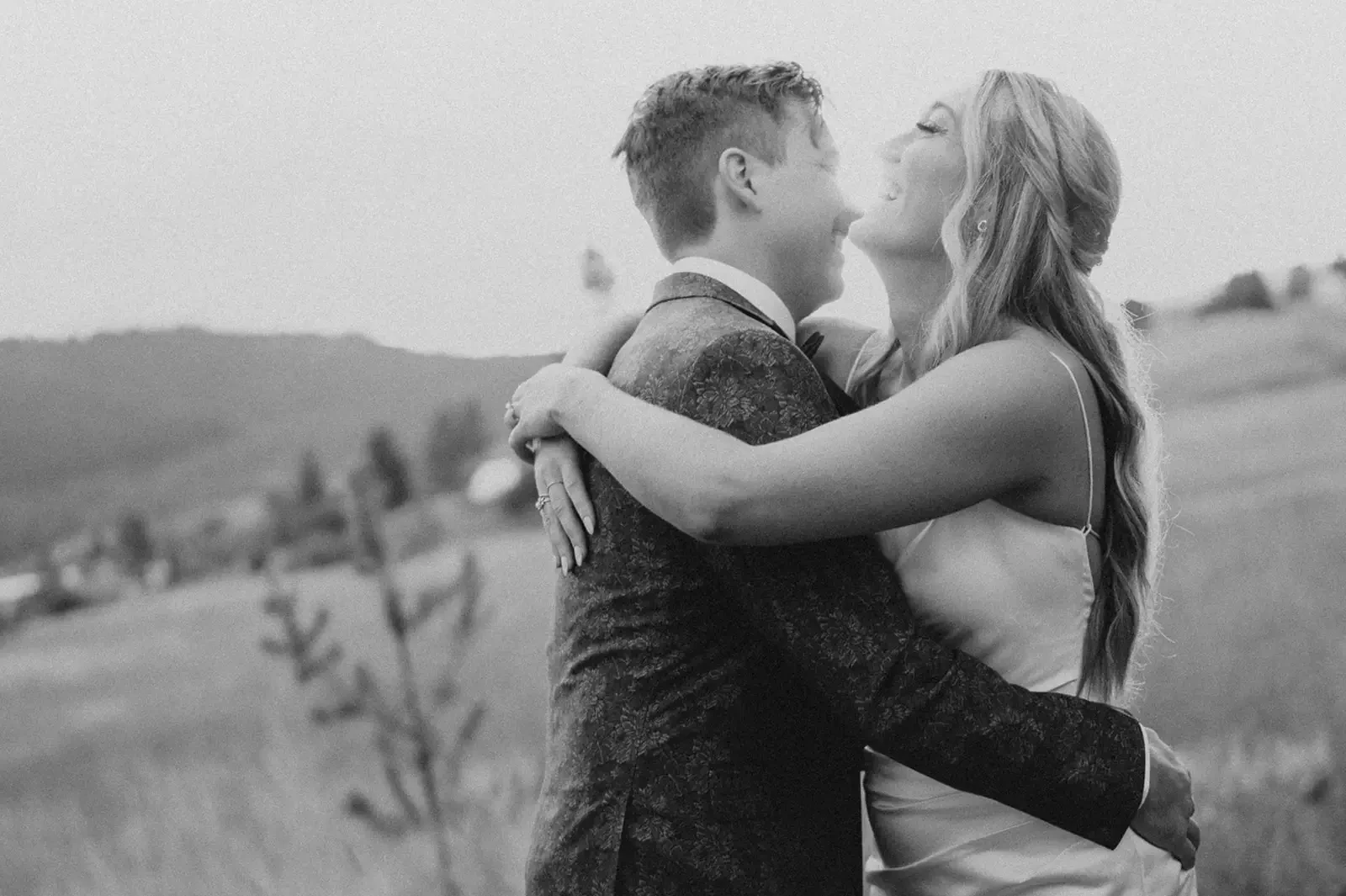 Kendall + Blaine. Desktop Image