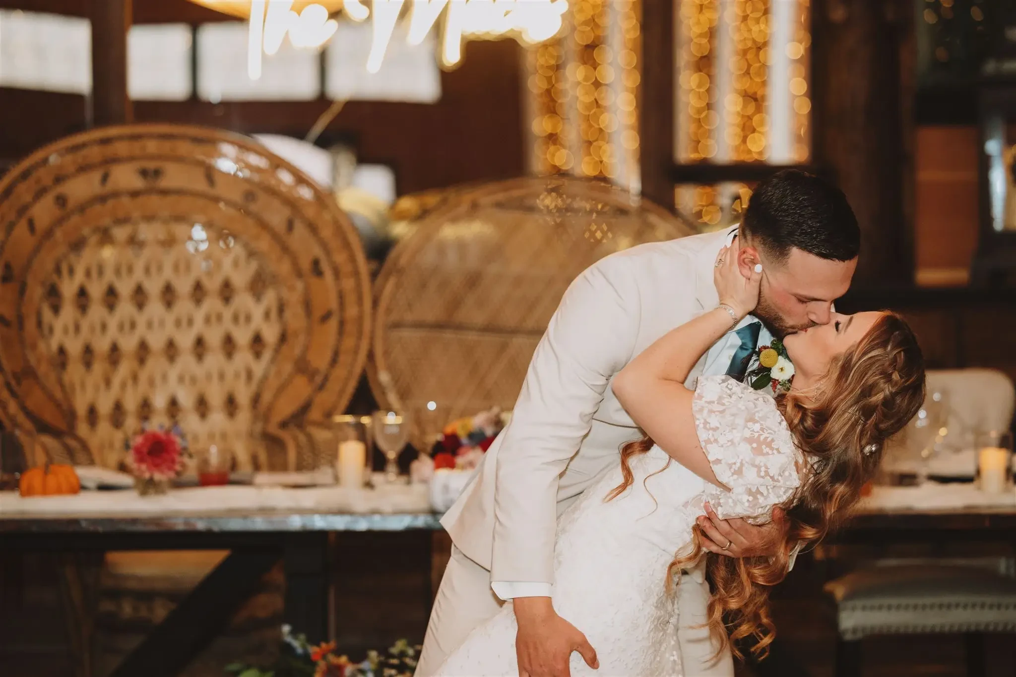 Madelynn + Riley. Desktop Image