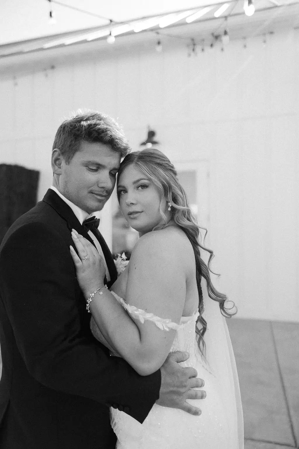 Savannah + Raymond. Mobile Image